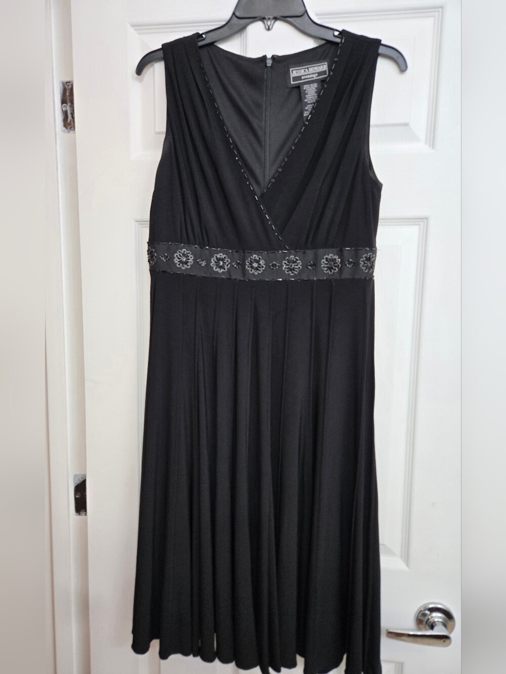 Jessica Howard Black Sleeveless V-Neck Maxi with Beaded Floral Waist